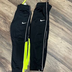 Boys size 6 Nike joggers